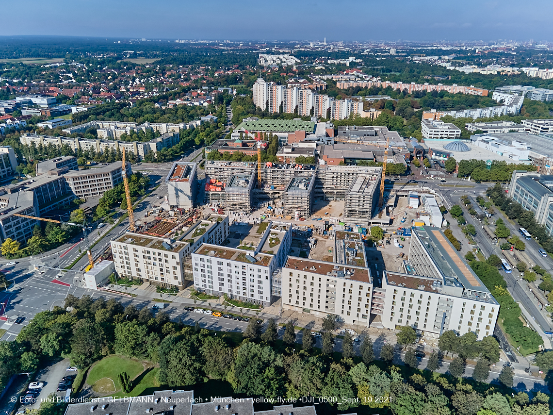 19.09.2021 - Perlach Plaza und Umgebung in Neuperlach 